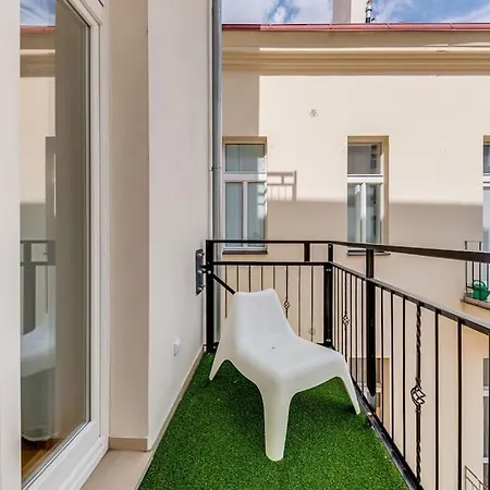 Apartman Ferdinand Palace With Balcony *